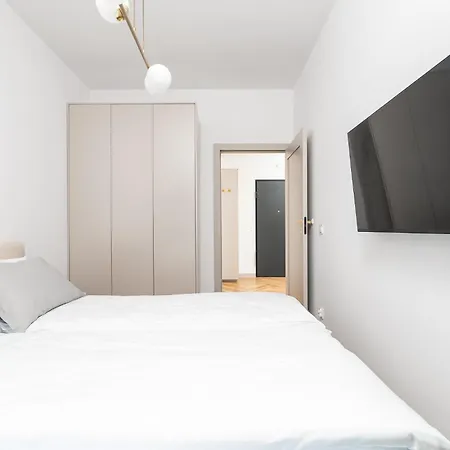 Prado Grand Bulwar Szczecin